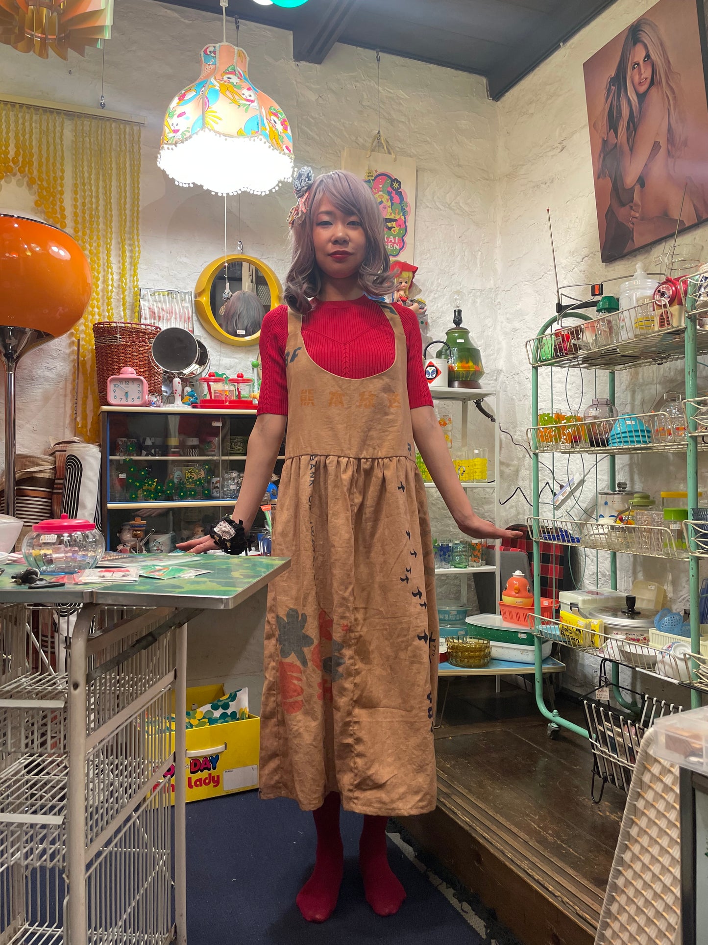 Kakishibu-dyed tenugui apron dress 柿渋染め手ぬぐいのエプロンワンピース