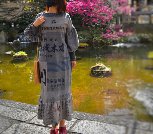 Japanese tenugui dress dyed with persimmon tannin